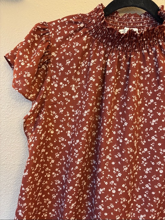 Paper Crane Large Rust White Floral High Neck Puff Flutter Short Sleeve Top - Picture 3 of 10